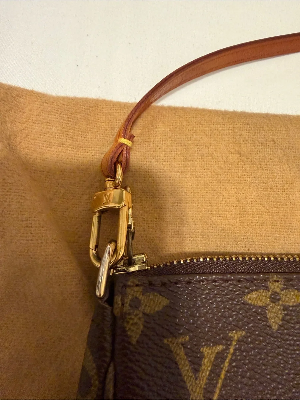 Louis Vuitton strap from